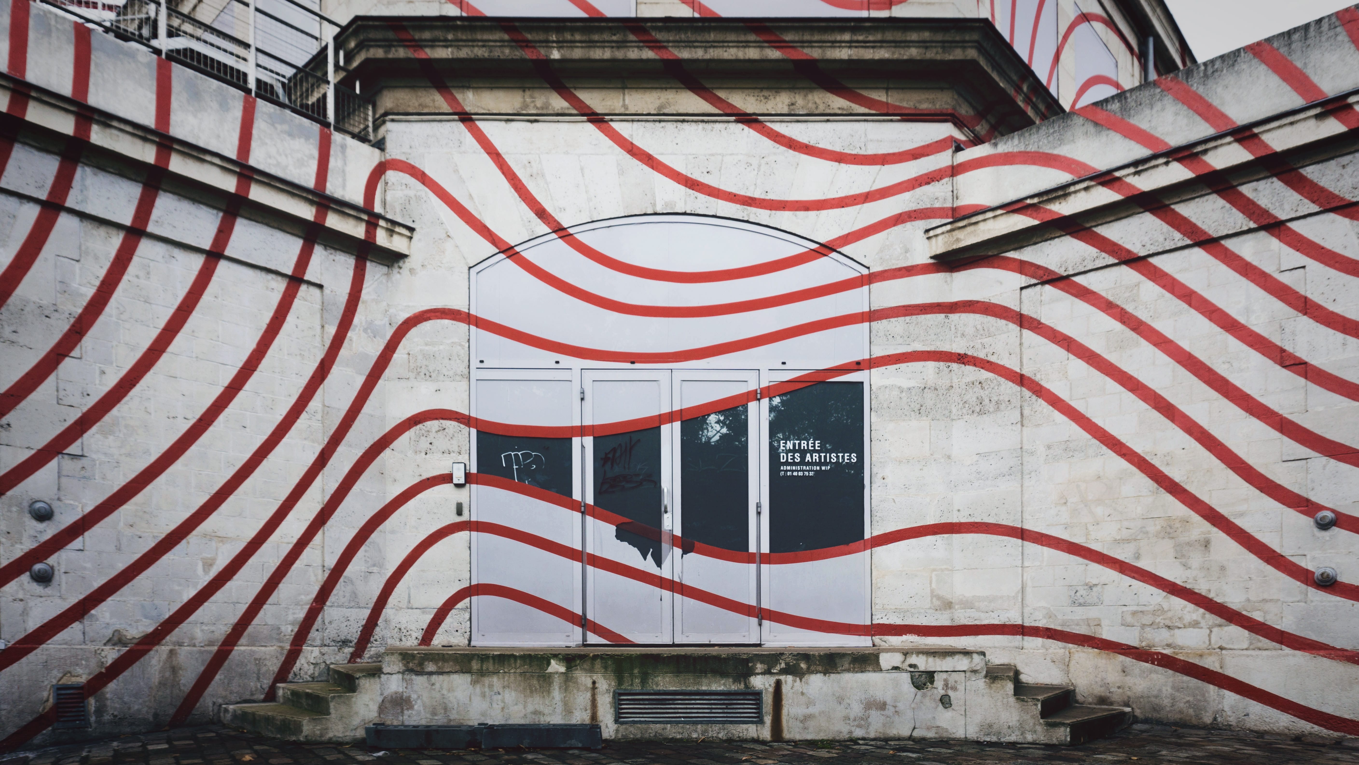 <span style="text-transform: uppercase;"><span style="font-weight: 700;">Киностудия Минобороны РФ</span></span><br><span background-type="color" style="color: rgb(255, 255, 255); background-color: rgb(196, 67, 67);"><span style="text-transform: uppercase;">Кинооператор. Режиссер монтажа. Заместитель начальника операторского отдела</span></span><br><span style="text-transform: lowercase;">январь 2020 - февраль 2025</span><br>